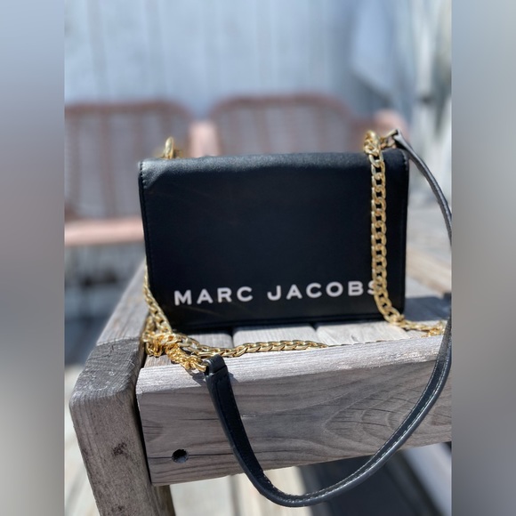 Marc Jacobs Handbags - Marc Jacobs Logo Crossbody Bag Black
